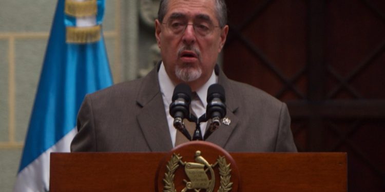 Presidente Arévalo firma decreto que reforma la Ley de Clases Pasivas Civiles para mejorar pensiones