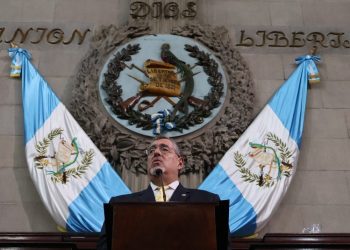 Presidente Arévalo llama a respetar la Constitución en su 40 aniversario