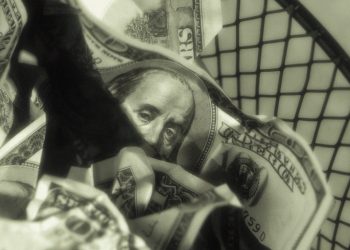 Presidente bielorruso prevé un pronto desplome del dólar