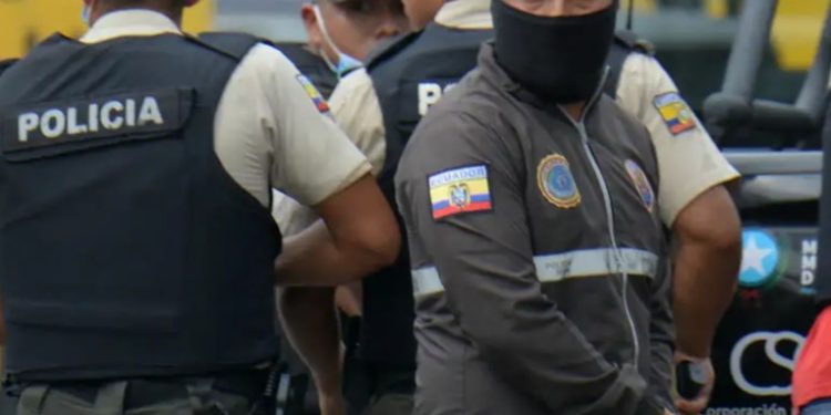 Presidente de Ecuador declara 'conflicto armado interno'