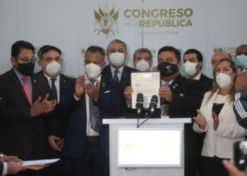Presidente del Congreso da a conocer iniciativa *Ley del programa del servicio cí­vico ambiental*