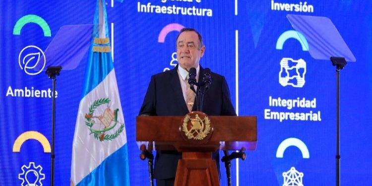 Presidente Giammattei destaca el crecimiento económico del paí­s, tras superar crisis por pandemia