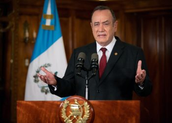 Presidente Giammattei destaca proyectos en apoyo a mujeres ví­ctimas de violencia en el paí­s