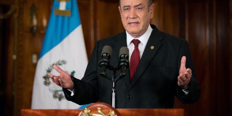 Presidente Giammattei hace un llamado al voto y respetar los resultados