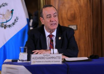 Presidente Giammattei pide cordura a mandatario colombiano Gustavo Petro