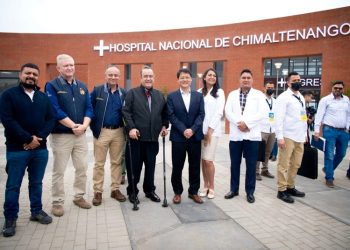 Presidente Giammattei supervisó el Hospital Nacional de Chimaltenango