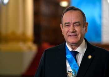 Presidente Gimmattei informa a la OEA la decisión de Arévalo de suspender proceso de transición