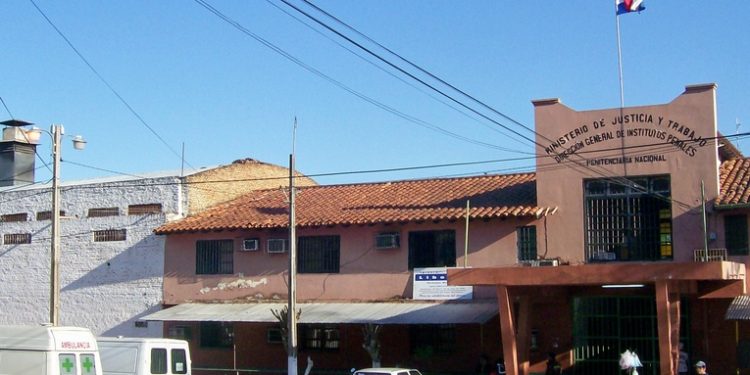 Presos toman el penal de Tacumbú, la cárcel más grande de Paraguay