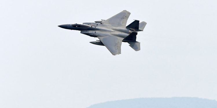 Primer vuelo del cazabombardero F-15EX de Boeing
