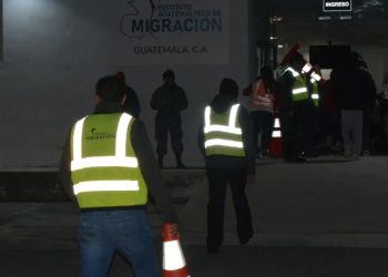 Primeros vuelos de deportación bajo el gobierno de Trump arriban a Guatemala con 79 migrantes