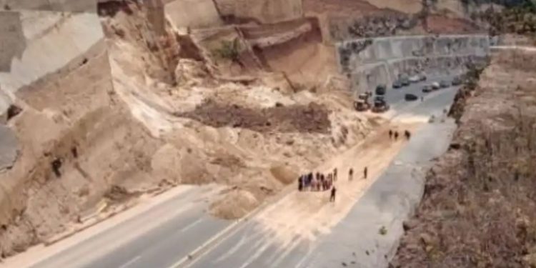 Procesan a cinco empleados de Caminos por desvío de Q15.3 millones destinados al Libramiento de Chimaltenango