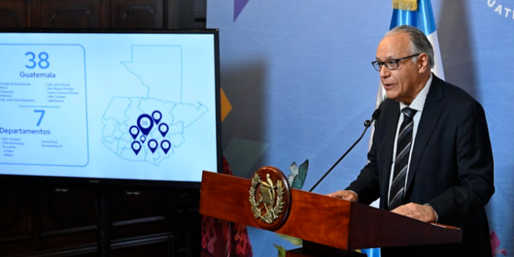 Programa 'Mi Primera Casa' ha entregado menos de 100 viviendas hasta ahora