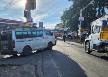 Protesta de transportistas en Quiché afecta la movilidad y genera contratiempos