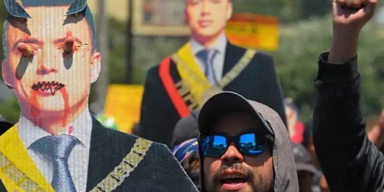 Protesta en Ecuador para exigir salida a crisis energética