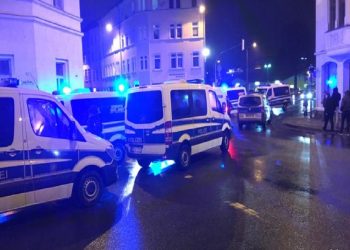 Protestas en Alemania contra las medidas anticovid se vuelven más agresivas