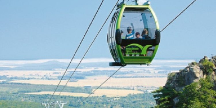 Proyectan teleférico que unirá el aeropuerto La Aurora con Antigua