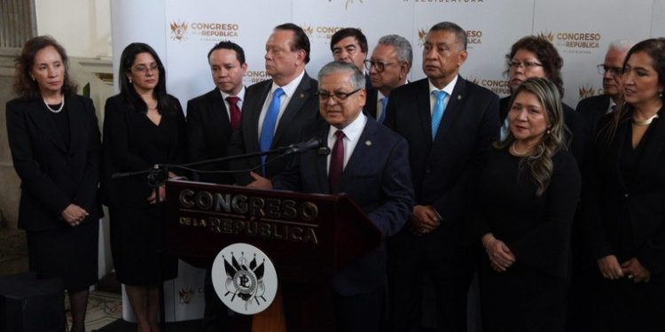 Publican acuerdo oficial que valida elección de nuevos magistrados de la CSJ