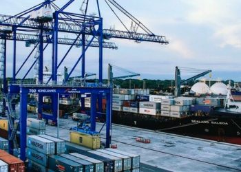 Puerto Quetzal busca adquirir más grúas para solucionar fallos mecánicos y agilizar operaciones