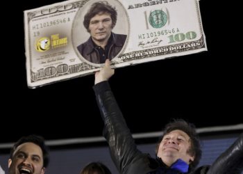 Putin comenta la dolarización que Milei quiere implementar en Argentina