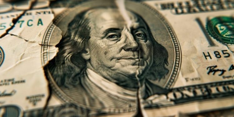 Putin: Las autoridades estadounidenses de hoy rompen el instrumento de su grandeza, el dólar