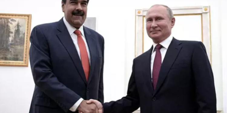Putin ordena firmar con Venezuela un acuerdo de asociación estratégica y cooperación