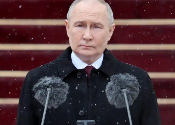 Putin: Ucrania debe retirar tropas y renunciar a la OTAN