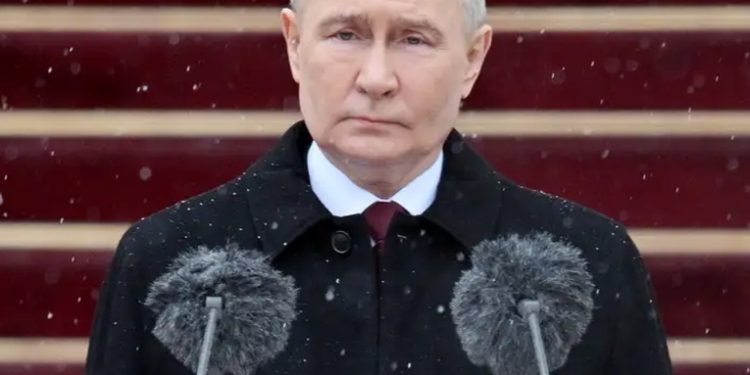 Putin: Ucrania debe retirar tropas y renunciar a la OTAN
