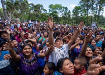 ¿Qué está en juego en las elecciones en Guatemala tras agitada campaña electoral?