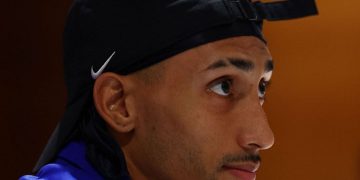 Raphinha, sobre el caso Olmo: 'Si yo estuviera en otro club me pensaría fichar por el Barcelona'