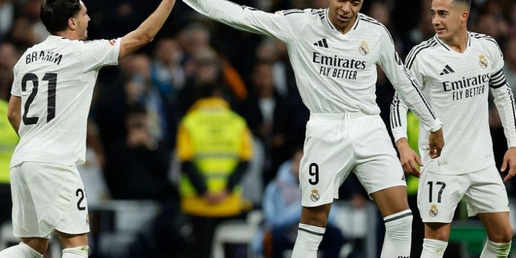 Real Madrid 4-2 Sevilla: Lukebakio recorta distancias para el Sevilla