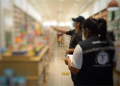 Realizan inspección de protocolos de bioseguridad en centros comerciales