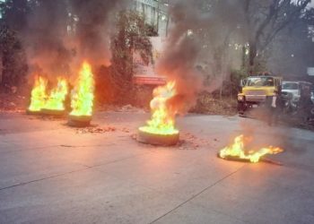 Realizaron protestas en San Juan Sacatepéquez y San Raymundo por incremento al precio del pasaje