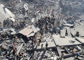 Reanudan negociación de tregua en Gaza en medio de ataques