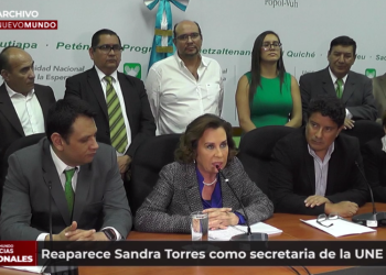 Reaparece Sandra Torres como secretaria de la UNE
