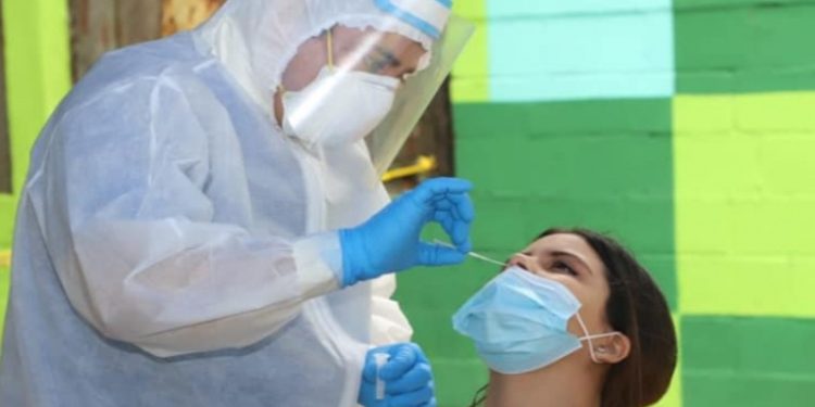 Rebrote de Covid-19 en el país: Ministerio de Salud aún sin laboratorios móviles para pruebas