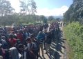 Rechazan la entrada de 350 migrantes al paí­s provenientes de una caravana