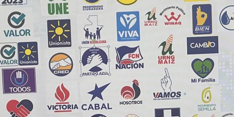 Registro de ciudadanos entrega padrón electoral al TSE