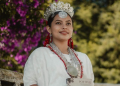 Reina de coban enseña q'eqchi' en redes sociales