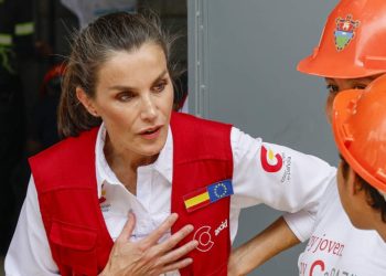 Reina Letizia de España culmina supervisión de 51 proyectos en Guatemala