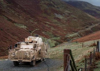 Reino Unido prueba con éxito una nueva arma láser capaz de destruir drones