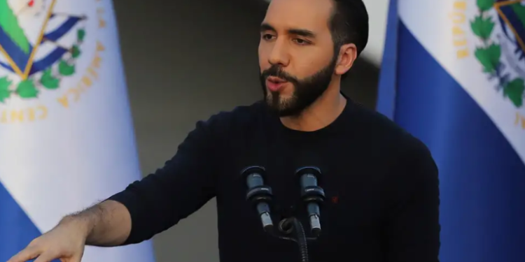 Renuncia comisionado de Derechos Humanos de Bukele