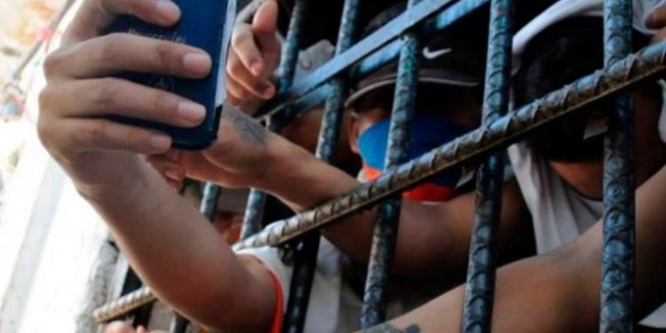 Reos mantienen a 18 rehenes en El Infiernito