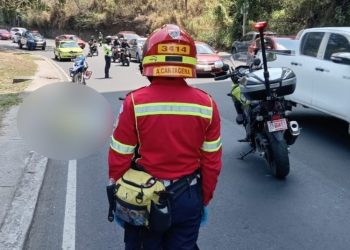 Reportan a dos hombres que se lanzaron desde puente Belice y puente Naranjo