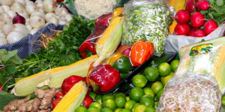 Reportan incremento en canasta básica