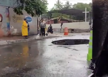 Reportan la formación de un nuevo hundimiento en la zona 4 de Villa Nueva