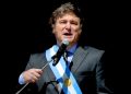Reportan que Milei anulará todas las contrataciones de empleados públicos de este año