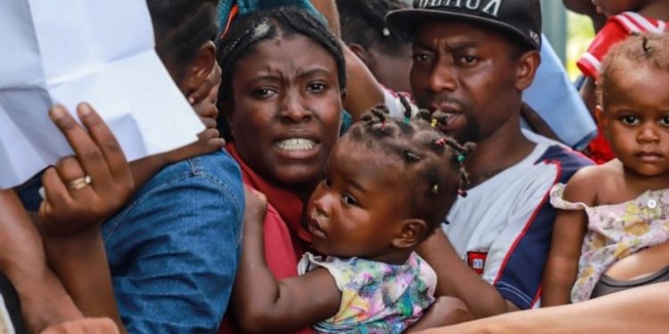 Rescatan a 53 migrantes haitianos