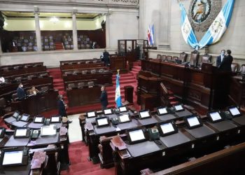 Resolución de la Corte de Constitucionalidad genera incertidumbre en la agenda legislativa.