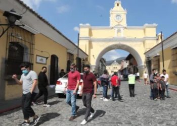 Restauranteros de Antigua siguen sufriendo pérdidas a pesar de flexibilización