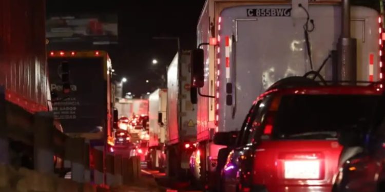 Restricción de transporte pesado: Medidas para reducir accidentes viales durante fin de mes